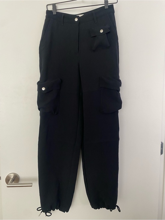 Aritzia Pants - Aritzia Wilfred Black Cargo Jogger Pants